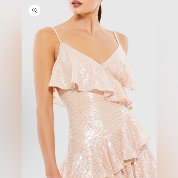 IEENA FOR MAC DUGGAL 10569 NWOT
Sequined Ruffle Tiered Faux Wrap Mini Dress - Picture 2 of 6